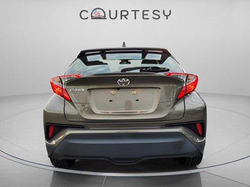2021 Toyota C-HR XLE
