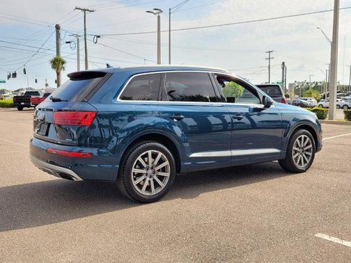 2019 Audi Q7 55 Premium