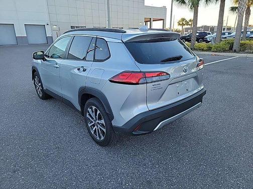 2022 Toyota Corolla Cross XLE