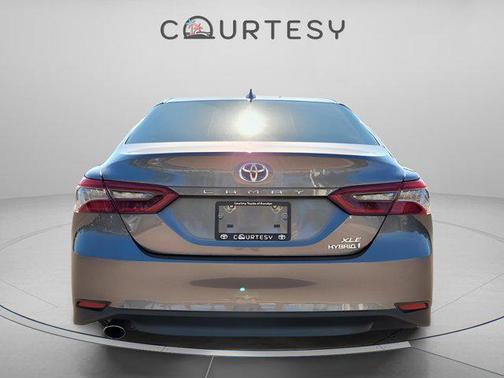 2024 Toyota Camry Hybrid XLE