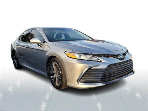 2023 Toyota Camry XLE