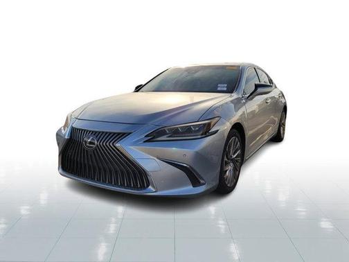 2019 Lexus ES 300h Luxury