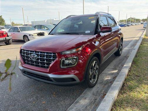 2024 Hyundai VENUE SEL