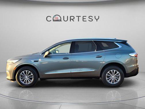 2023 Buick Enclave Essence FWD