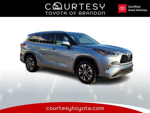 2021 Toyota Highlander Hybrid XLE