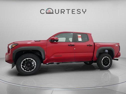 2025 Toyota Tacoma Hybrid TRD Off Road