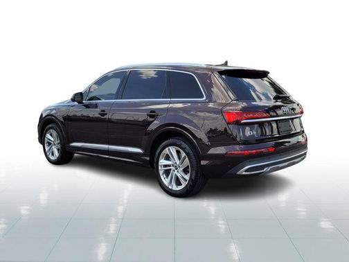 2022 Audi Q7 45 Premium