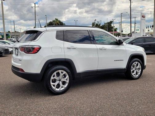 2025 Jeep Compass Latitude