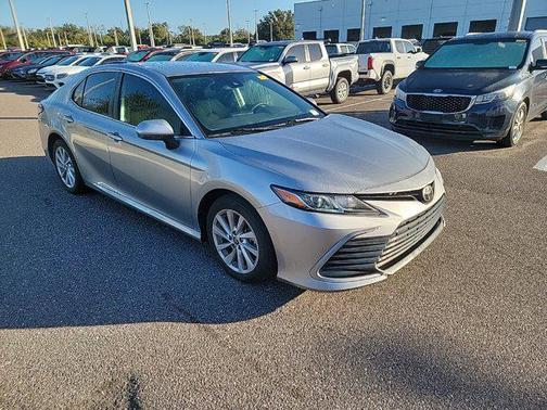 2022 Toyota Camry LE