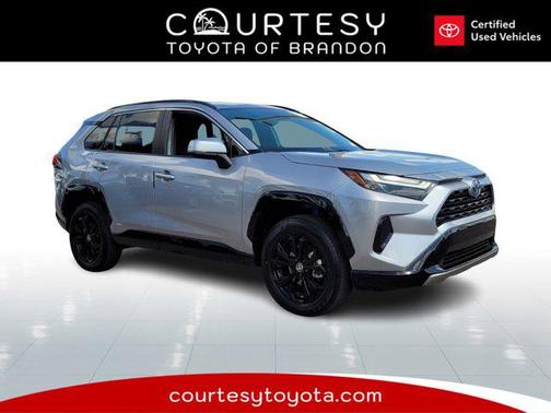 2024 Toyota RAV4 Hybrid SE