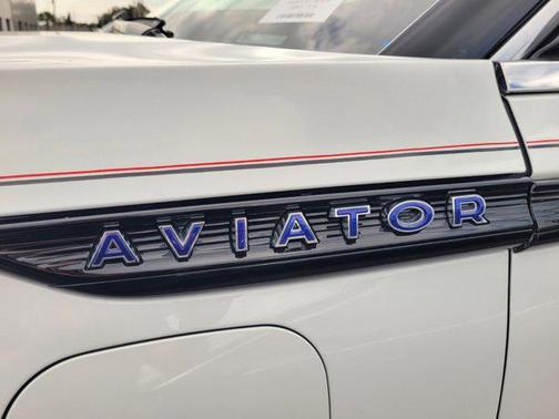 2022 Lincoln Aviator Black Label Grand Touring AWD