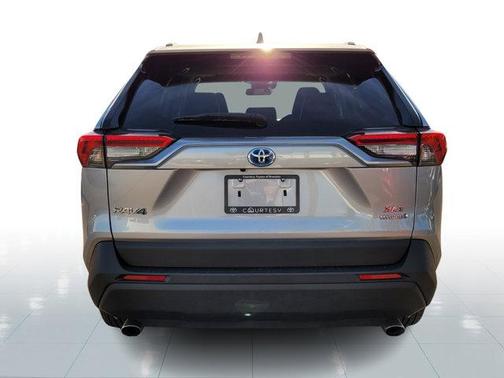 2021 Toyota RAV4 Hybrid XLE Premium