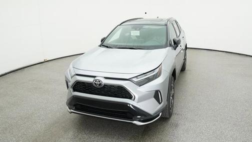 2025 Toyota RAV4 Hybrid SE