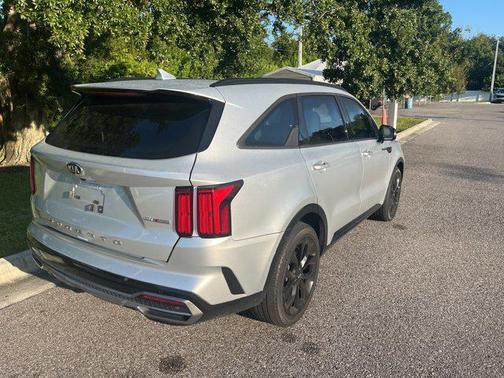 2021 Kia Sorento SX