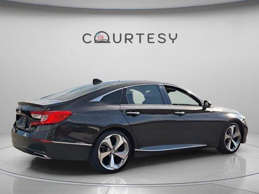 2018 Honda Accord Touring 2.0T
