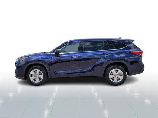 2022 Toyota Highlander L