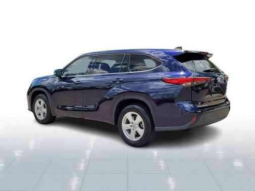 2022 Toyota Highlander L
