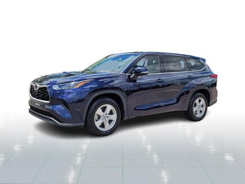 2022 Toyota Highlander L