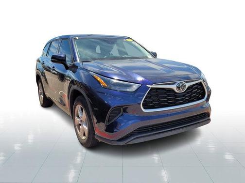 2022 Toyota Highlander L
