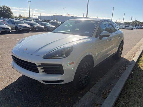 2022 Porsche Cayenne Cayenne E-Hybrid
