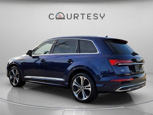 2021 Audi Q7 55 Prestige