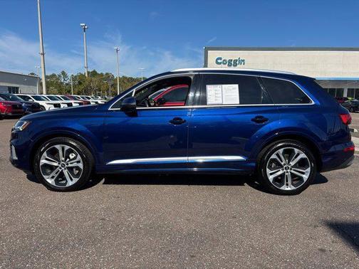 2021 Audi Q7 55 Prestige