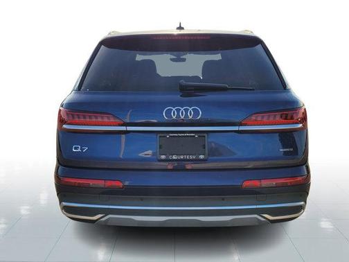 2021 Audi Q7 55 Prestige