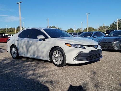 2022 Toyota Camry LE