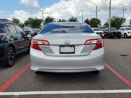2013 Toyota Camry LE
