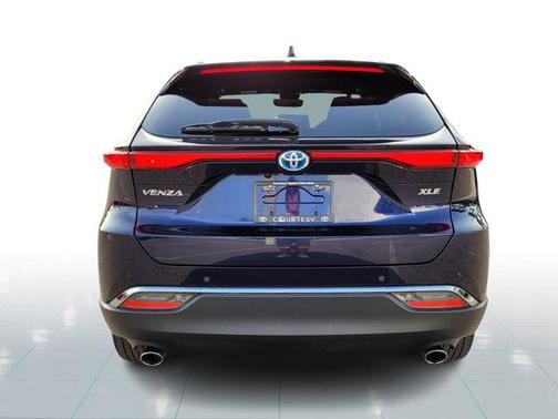 2024 Toyota Venza XLE