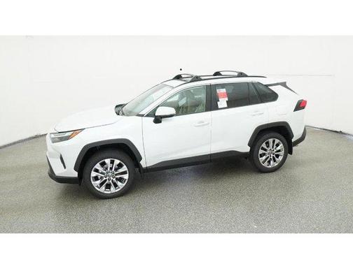 2025 Toyota RAV4 XLE Premium