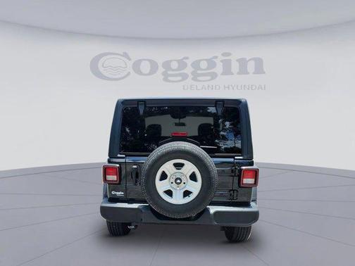 2021 Jeep Wrangler Islander 4X4