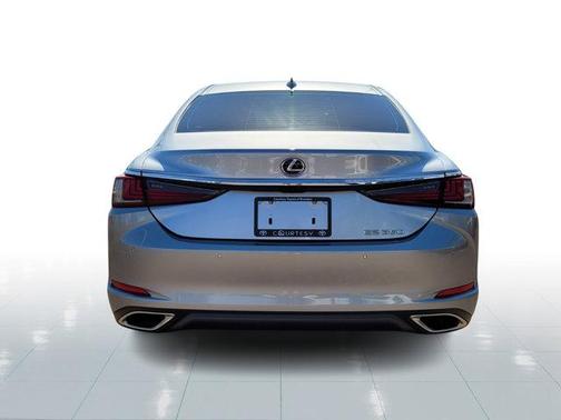 2022 Lexus ES 350 Base