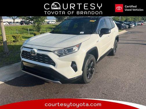 2020 Toyota RAV4 Hybrid SE