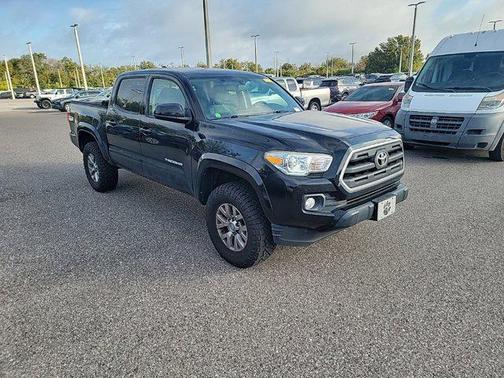 2017 Toyota Tacoma SR5