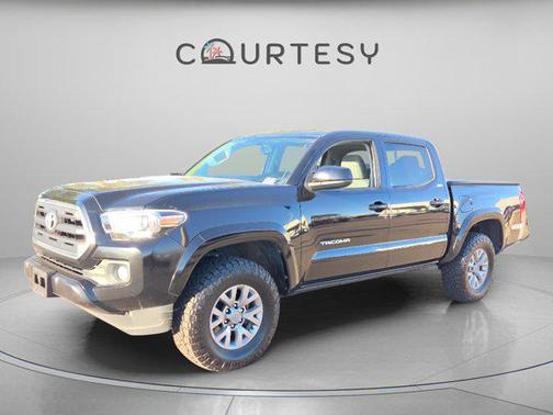 2017 Toyota Tacoma SR5