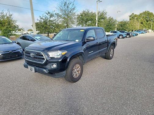 2017 Toyota Tacoma SR5