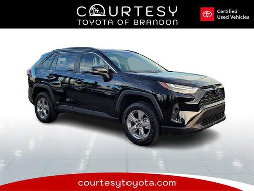 2025 Toyota RAV4 Hybrid XLE