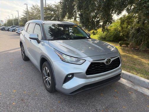 2020 Toyota Highlander XLE