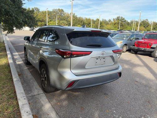 2020 Toyota Highlander XLE
