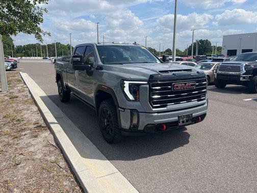 2024 GMC Sierra 2500 AT4