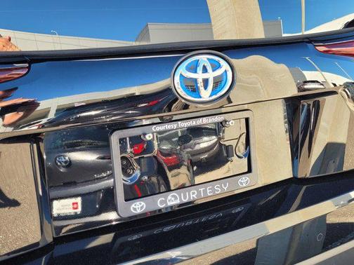 2019 Toyota Prius LE