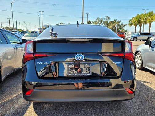 2019 Toyota Prius LE