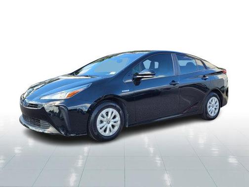 2019 Toyota Prius LE