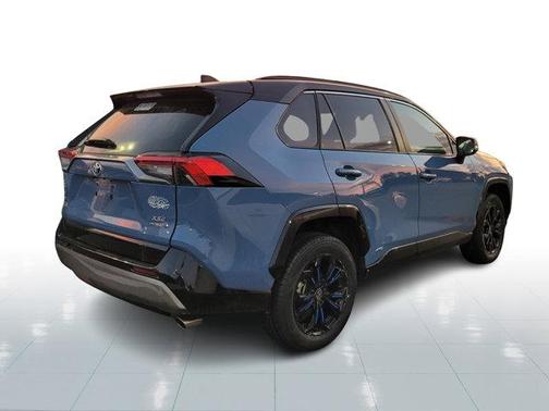 2023 Toyota RAV4 Hybrid SE