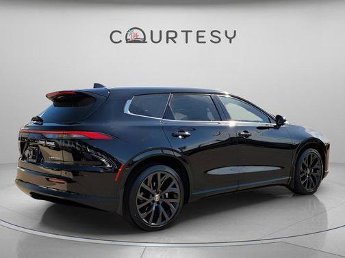 2025 Toyota Crown Signia Limited