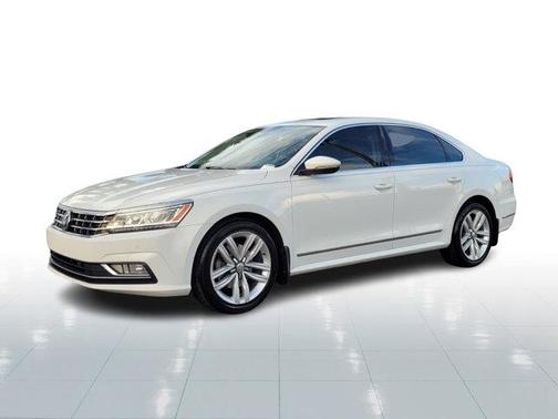 2017 Volkswagen Passat 1.8T SE w/Technology