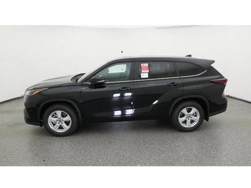 2025 Toyota Highlander LE