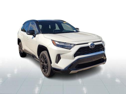 2024 Toyota RAV4 Hybrid SE