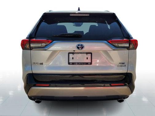 2024 Toyota RAV4 Hybrid SE